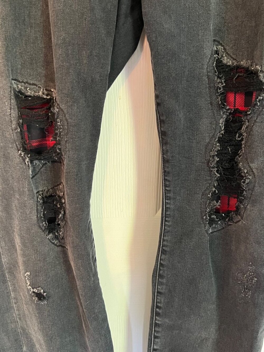 Judy Blue Skinny Fit Distressed Jeans Buffalo Check Flannel Lined 22W Plus Size - Picture 3 of 12